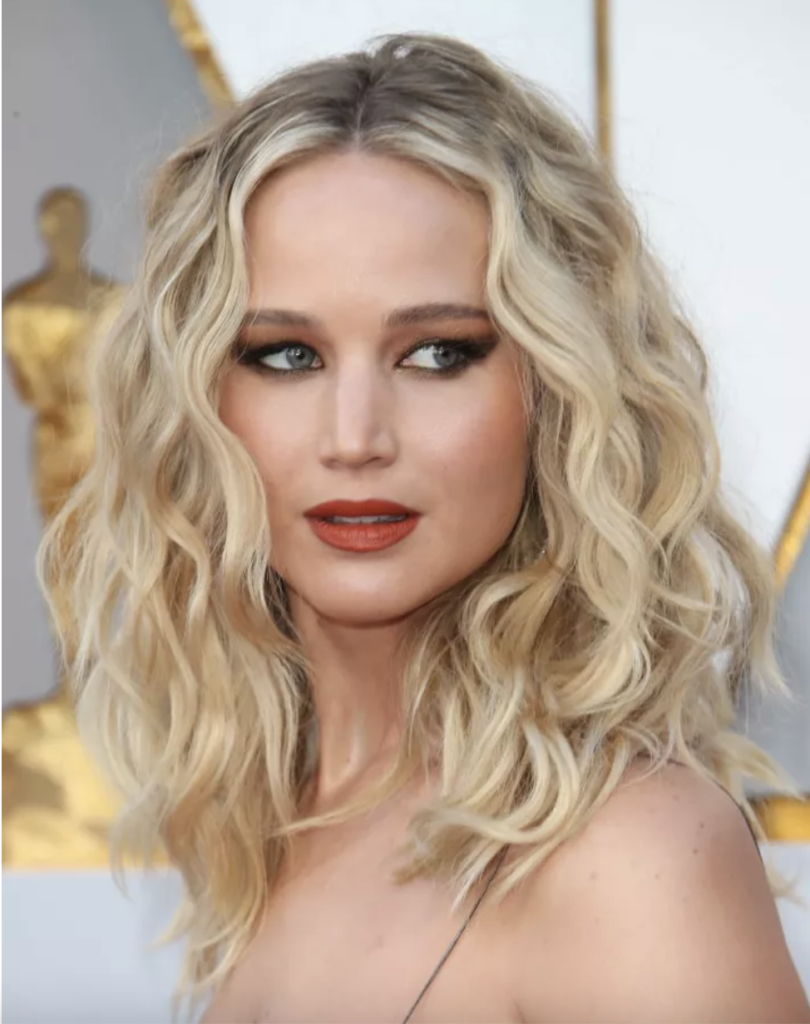 Jennifer Lawrence with thick curls