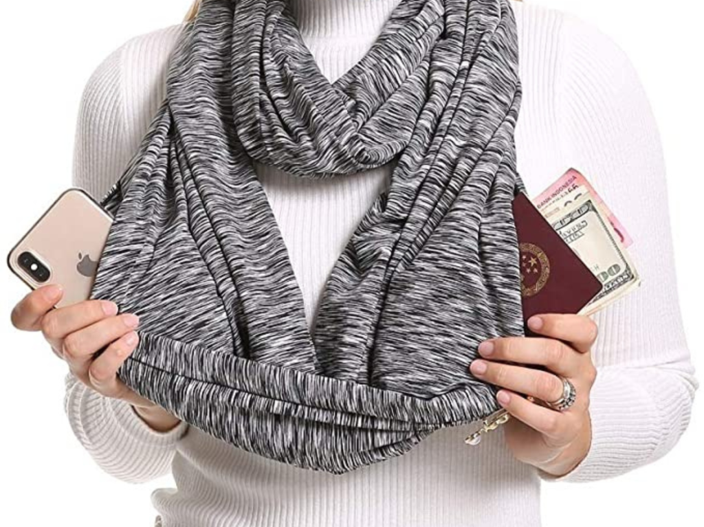 Infinity scarf with zippered pockets